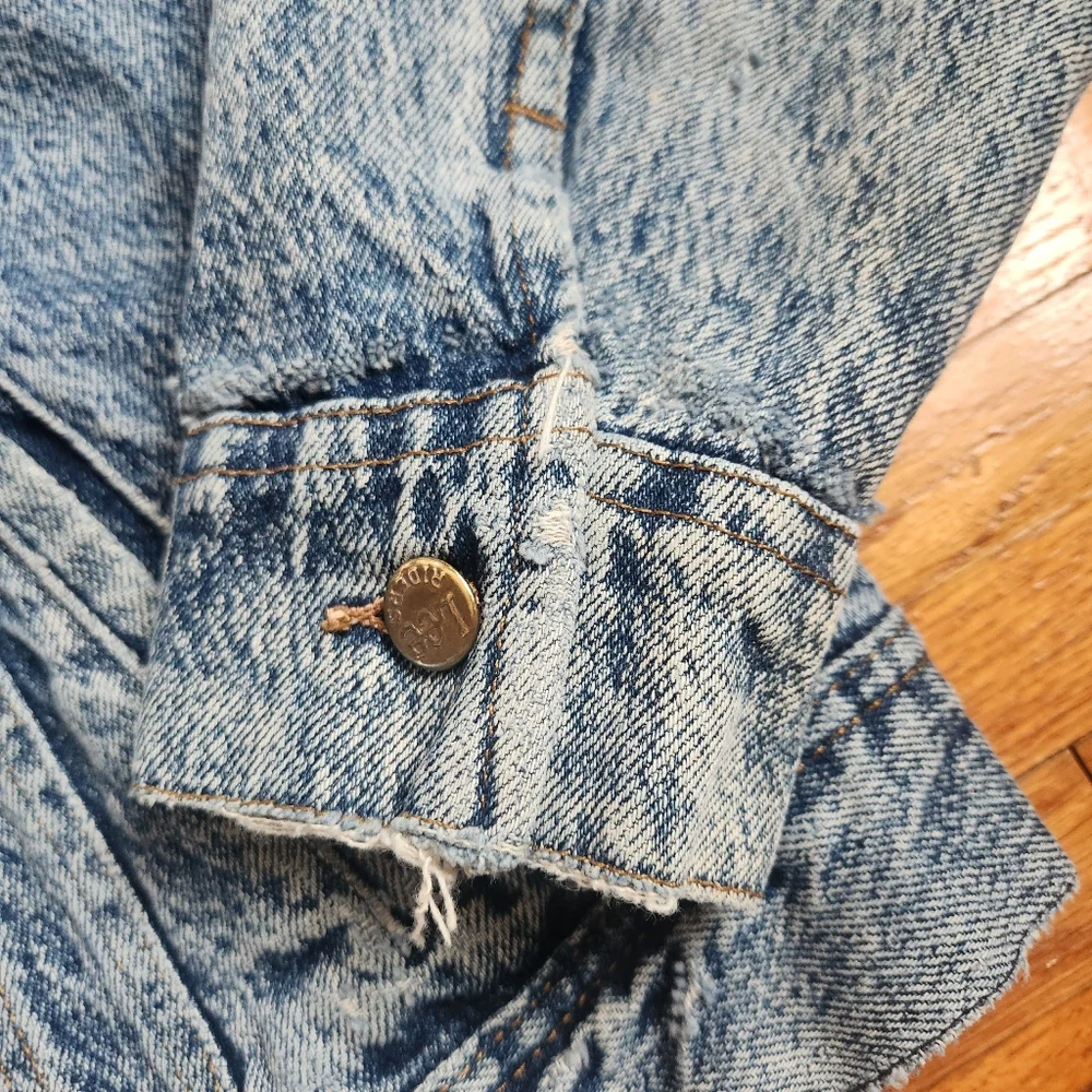 Vintage Lee Large Tall Acid Wash Denim Trucker Jacket Blue Jean Distressed 90s